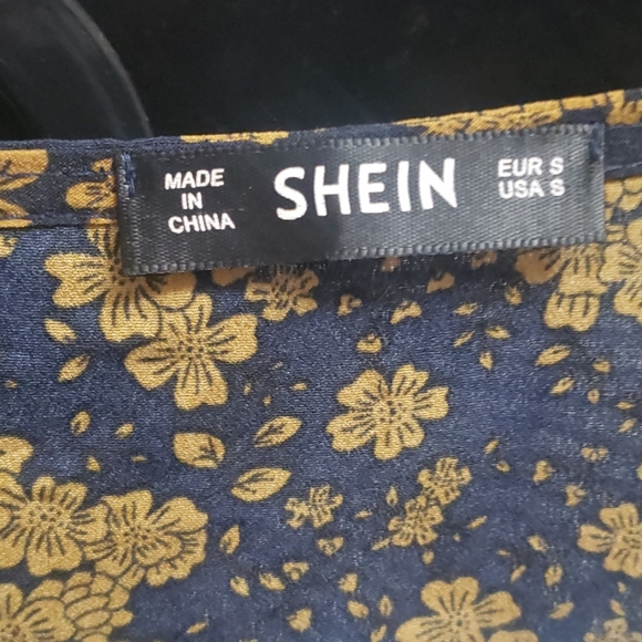 Blouse - Picture 4 of 4